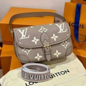 Louis Vuitton & Coach Handbag Pallet – Designer Mix